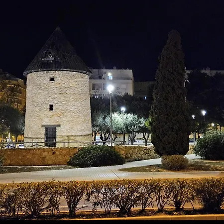 Apartamento Margarita 2 *